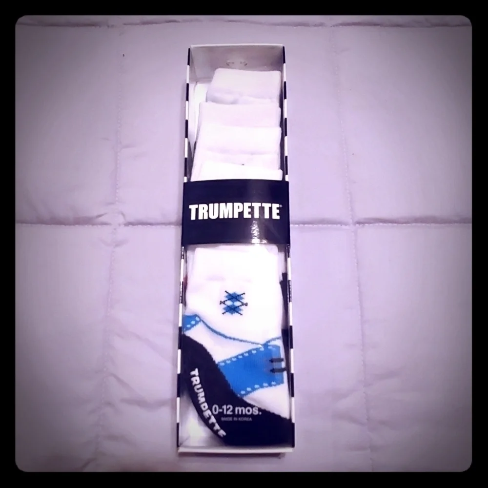 New in Box Trumpette Baby Boy Dress Shoe Socks
